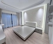 Tài chính quanh 14 tỷ phố bồ đề 45m2, 6t thang máy. bạn đừng bỏ lỡ cơ hội này