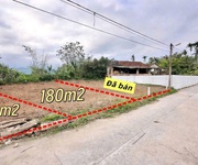 Cần bán lô diện tích 180m2 full thổ cư