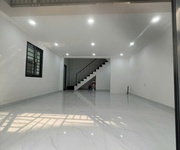 5 Tôi cần bán căn nhà hẻm xe hơi 60/76 đường lý chính thắng p8q3. lh:0966775504.