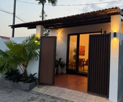 DT 126m - Gần giao Nam kỳ Khởi Nghĩa và DT 605: Vị trí đẹp, sạch, khu toàn nhà mới, gia đình trẻ.