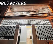 Nhà 1 trệt 1 lầu hẻm 3m cách chợ phương sài 50m .