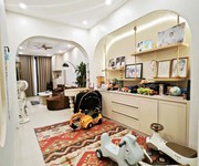 Bán bđs 30m 4t ở ngay sân cổng riêng , có thể tl mạnh tại minh khai ,thông tin thật