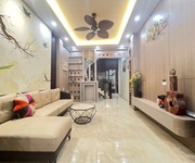 Nguyễn văn cừ , nhà đẹp ở ngay , full nội thất ,ngay sát cầu chương dương , 2 phút sang phố cổ ,