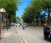 Mặt đường bưởi ba đình dt 25m x7 tầng thang máy 14,3 tỷ vỉa hè,kinh doanh