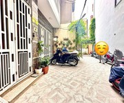 Bán nhà trương định 30m2.  5 tầng. mặt tiền 3.5m. giá 9.8 tỷ hai bà trưng hà nội