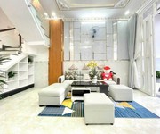 4 Bán nhà 3 tầng TT Nhà Bè, giáp Phú Mỹ Hưng