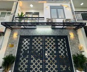 Bá.n nhà 1 trệt 2 lầu,4PN 5 toilet ngang 5 mét rộng rãi đường Huỳnh Tấn Phát