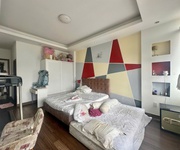 Mặt tiền lô góc   bình thạnh   6 tầng   ngang 4.5m   18 tỷ