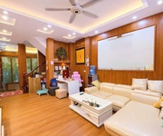 Bán nhà kim mã 45m 5 tầng mặt tiền 4,3m 13 tỷ