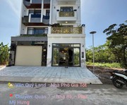 Kế bên phú mỹ hưng, 1 phút chạy xe, 5x18m giá 18,6 tỷ