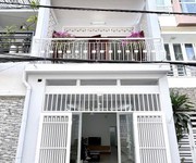 Bán nhà trung tâm nha trang   đường ô tô giá chỉ 5,5 tỷ   hiếm tầm tiền