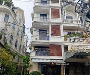 Căn hộ dịch vụ đường dương quảng hàm   đs 20   gần chung cư hà kiều   5 tầng  5,5x17m  có 10 phòng