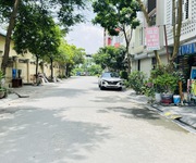 Đất phân lô việt hưng - 65m2 - view hồ công viên - ô tô tải tránh - giá đầu tư  0372311369