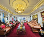 Hàng khủng mặt phố chùa láng 135m 9t, kinh doanh đỉnh cao, 110 tỷ