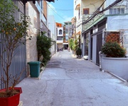 đất nơ trang long   ngang 7m x 20    18.6 tỷ, đang làm dãy trọ tiện xây