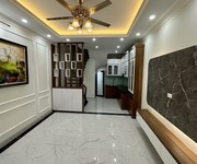 Bán nhà phúc lợi 5 tầng -------- 3 ngủ mặt tiền 5m ------- 3 bước ra ô tô -------- 5,9 tỷ