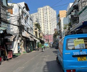 P21 - xvnt - bình thạnh - sát q1 - 2pn lớn - hẻm dân trí 3m - cách mt 80m - chính chủ - gấp bán 5.2