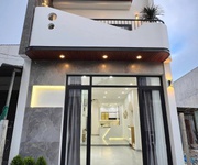 Nhà mặt phố to tổ bố