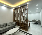 H.iếm gần trường thcs phú lương hà đông 50m 4tầng 5.xty có tl