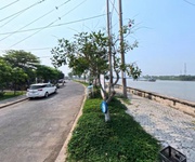 2 Đất view sông - sát bên cầu bình khánh  .