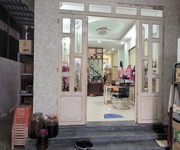 Bán nhà hẻm xe hơi phường 11 , bình thạnh    không gian yên tĩnh ,có sân vườn