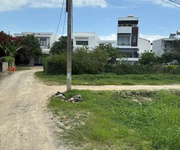 Bán lô góc 2 mặt tiền Phường Tây Nha Trang dt 108,5m2 Giá : 3ty456