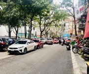 Bán toà văn phòng 9 tầng dịch vọng hậu -  136mx9t, mt 12m - lô góc - có hầm - gpxd, pccc đầy đủ -