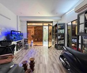 2 Nhà đường lê quang định phường 11 cũ quận bình thạnh.