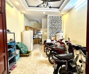 Võ chí công   nhà 5tầng   30m    mt 4m   8.9 tỷ  cầu giấy