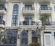 Nhà 7m ngang có thang máy, gara 2 xe tại an phú   phù hợp ở và làm văn phòng