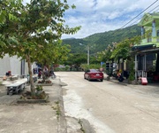 Bán lô đất diện tích 123m2 Đại Lãnh - Khánh Hoà bán 1,4 tỷ vui lòng liên hệ e Trinh