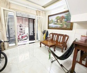 Tân Phú- Ngay Văn Cao - sát mặt tiền- gần chợ Tân Hương, 4 x 11m, 2 tầng, nhỉnh 5 Tỷ xíu.