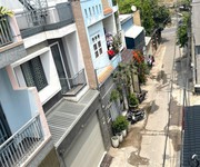 Bán nhà 3 tầng ngô chí quốc bình chiểu thủ đức - 52 m  - tặng full nội thất - 4.6 tỷ