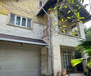 Biệt thự 651m2 - 2 mặt tiền - compound nguyễn văn hưởng, thảo điền 1 - 3 tầng - 110 tỷ