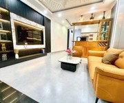 Nhà vườn 7 phòng, xe hơi ngủ trong nhà, giá chỉ 6,99 tỷ, 4 tầng