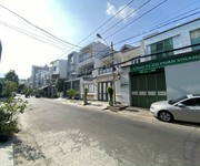 Đất Trống 12,2x18m đường số Phường Tân Quy Q7. giá 40 tỷ