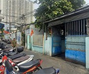 Chính chủ bán nhà hxh nguyễn khoái, quận 4, diện tích 147m2, tương lai ra mặt tiền, giá 23 tỷ có