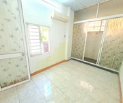 Nhà Ông Ích Khiêm   Hải Châu  Trung tâm Đà Nẵng  Diện tích: 25m  Giá: 2.7 tỷ