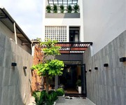 Quá đã quá mê với nhà có sân vườn cực hiếm 120m2 - ngang 4mx24m nở hậu 8.2m   3 lầu