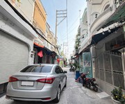 Nhà hẻm oto phan văn hớn   2 tầng   nhỉnh 3 tỷ, cv thuận kiều 100m