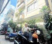 Chính chủ chưa qua đầu tư - mặt tiền hẻm xe hơi đường cô giang, quận 1 - ngang lớn hiếm 10m