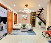 Nh.à m.ới p.h.ố B.ạch Mai DT 48m2x6T thang máy - full nội thất- cách phố 15m ở luôn