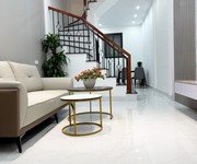 Bán nhà Hoàng Mai, phố Kim Giang 9,68 tỷ, 38m2-KĐT Đại Kim-dân trí cao