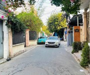 Hẻm oto  phan văn hơn 72m    xây tự do   sổ sẵn - 5.45 t