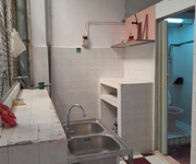 2 Cho thuê căn hộ lầu 2   quận 5, giá tốt