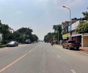 Đất full thổ cư   ô tô vào tận đất   view sân tdtt. 80m  sổ đỏ   mặt tiền  6m vuông đẹp. đường