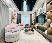 2 Ô tô 4 chỗ đỗ cửa