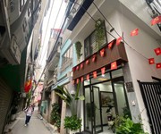 Bán nhà ngọc lâm   long biên  lô góc   ô tô vào nhà   7 tầng