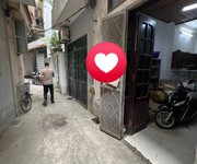 Cầu giấy   bán nhà 5tầng   35m    mt 4m   8.7 tỷ  cầu giấy