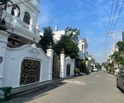 Ngay chợ tân hương, ngang 6m 5 tầng btct chỉ 11 tỷ